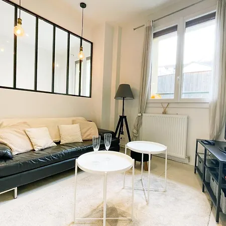 #by Le Grenette Pedestrianised Streets Air-conditioned Appartement